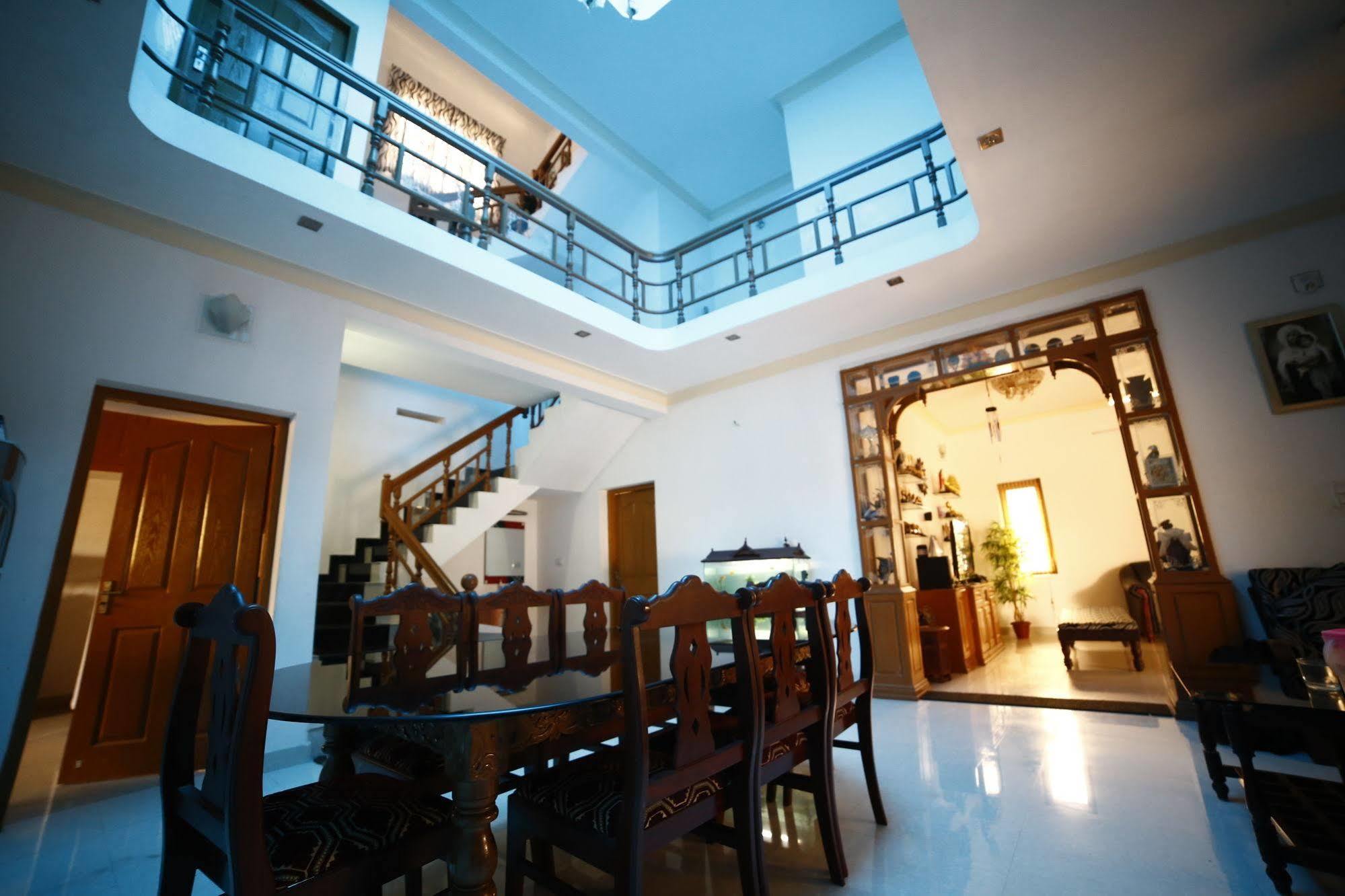 Cochin Cove Homestay Kochi Exteriör bild